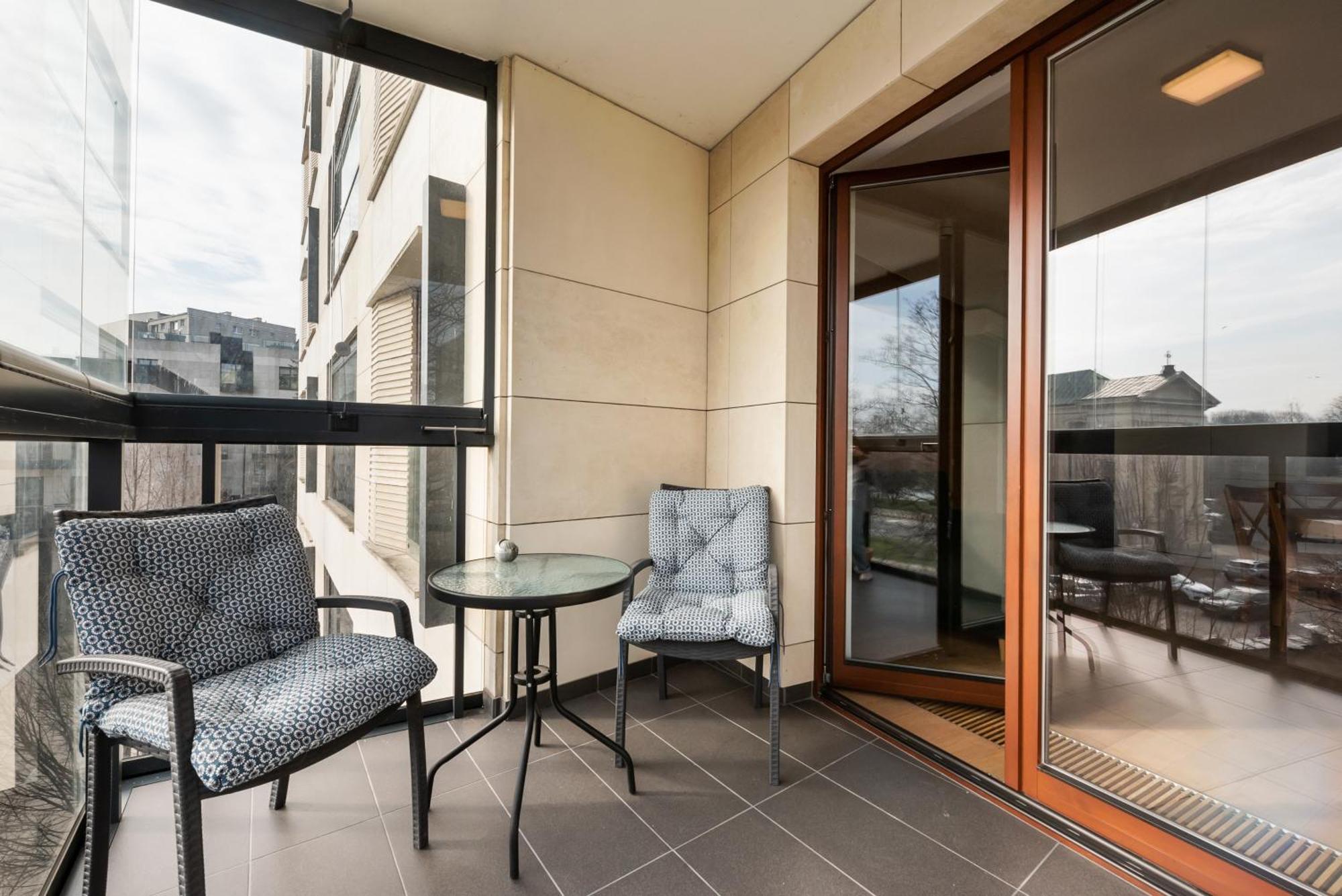 Solec Cristal Home Apartment Varsóvia Exterior foto
